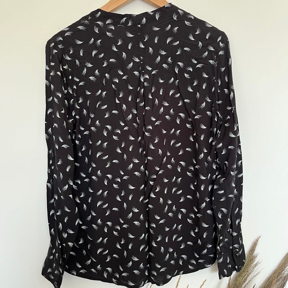 Sandwich Black Feather Print Women's blouse with bow neck size 38 (6US) - Picture 3 of 5
